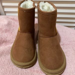 Toddler boots